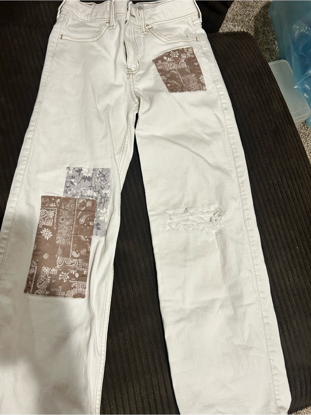 abercrombie kids White Straight Jeans with Brown & Gray Patch Details